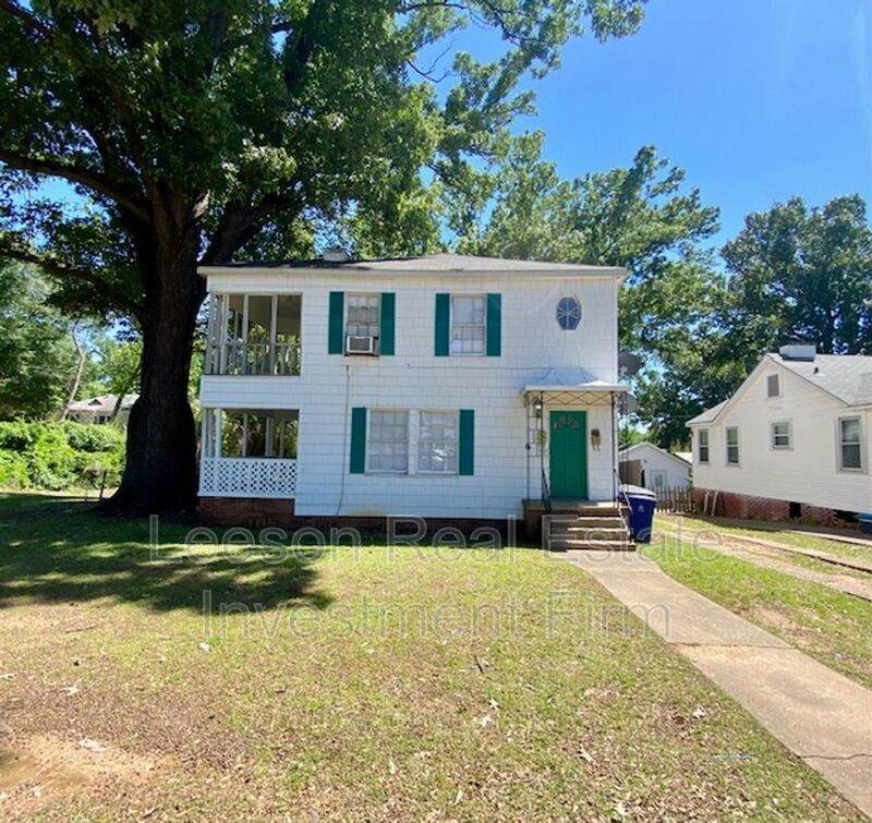 Primary Photo - 251 Boulevard St