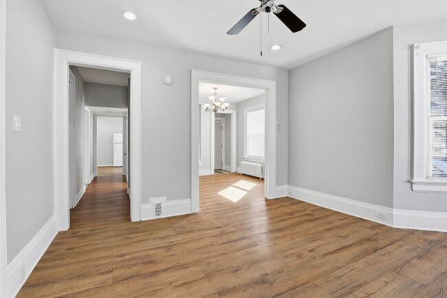 Foto del edificio - 5 Bedroom House in Manitowoc