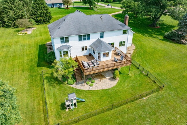 Building Photo - 22873 Cherry Hill Ct