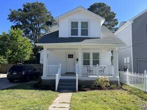 Building Photo - 3727 Robin Hood Rd