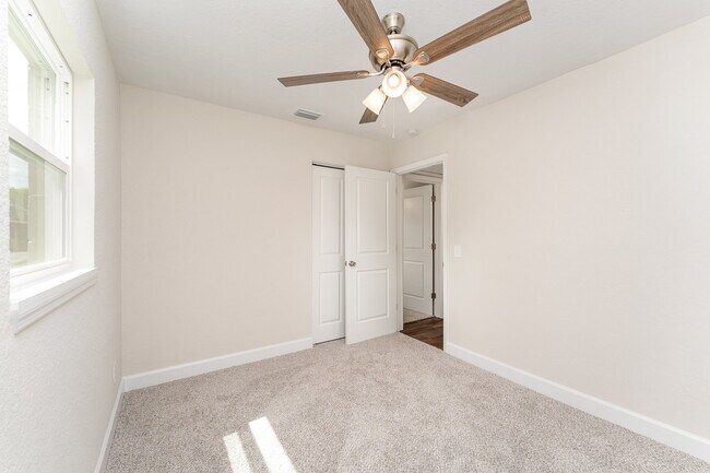 Foto del edificio - 2924 Bellwood Ave