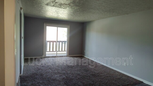 Building Photo - 4500 Landside Dr