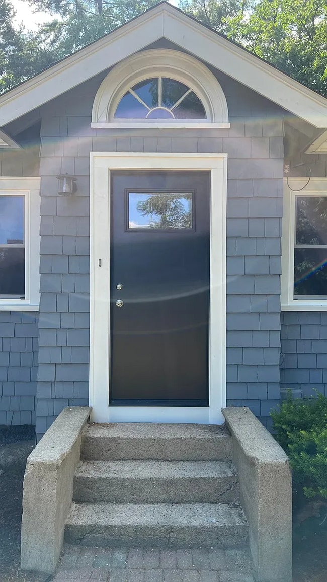 Foto del edificio - 102 Main St