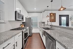 Foto del edificio - 907 Frio St