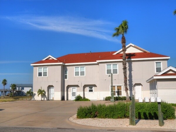 Primary Photo - 15325 Bonasse Ct