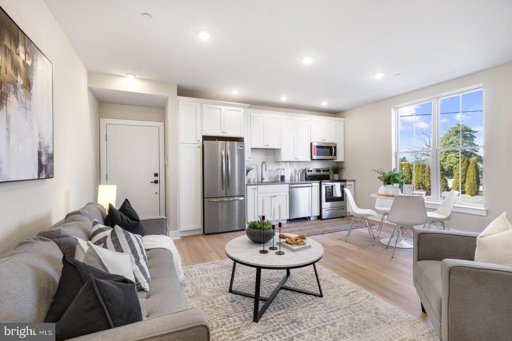 Foto principal - 6712 Ridge Ave