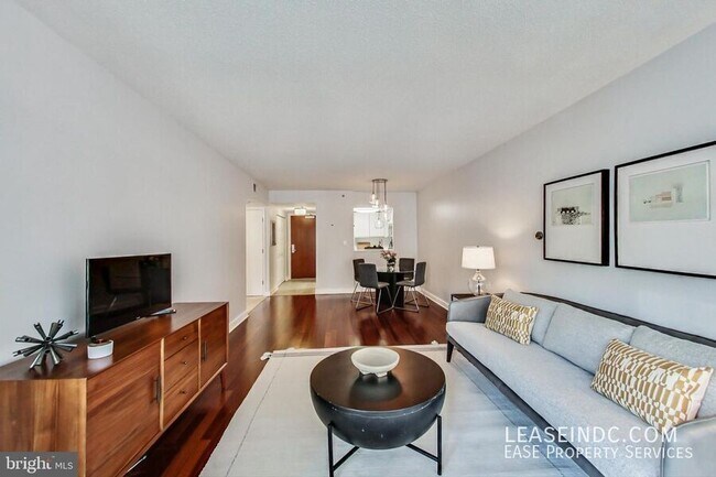 Foto del edificio - 1150 K St NW