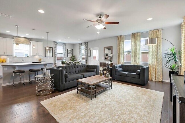 Building Photo - 420 Staunton Dr