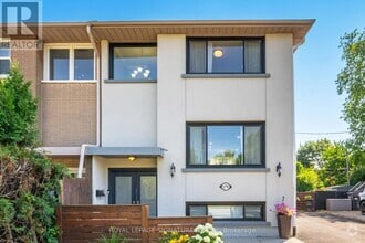 Building Photo - 596 Appleby Line