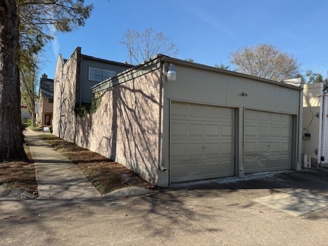 Foto del edificio - 6511 Kenyon Ln