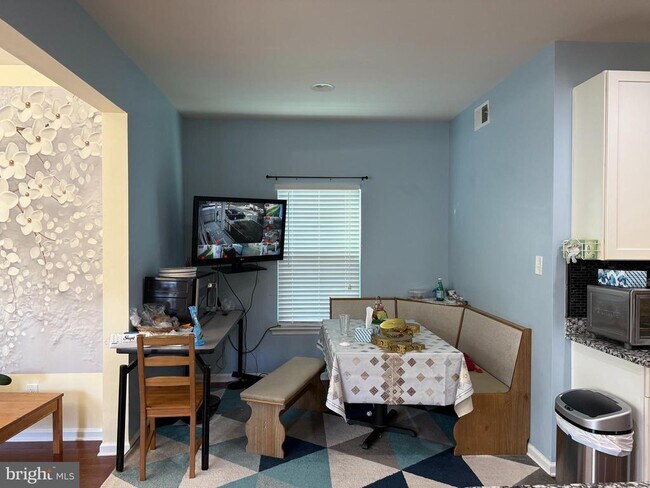 Foto del edificio - 13604 Providence Trail Cir
