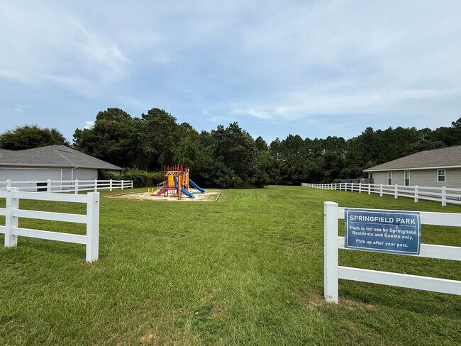 Foto del edificio - 1229 Brownfield Rd