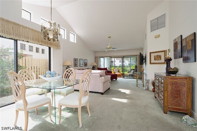Foto del edificio - 549 Beachwalk Cir