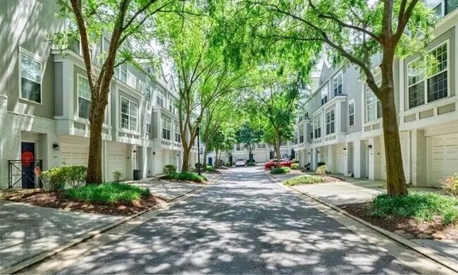 Foto del edificio - 1178 Village Ct SE