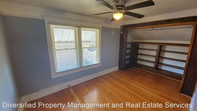 Foto del edificio - 3 br, 1.5 bath House - 442 4th Ave Sw