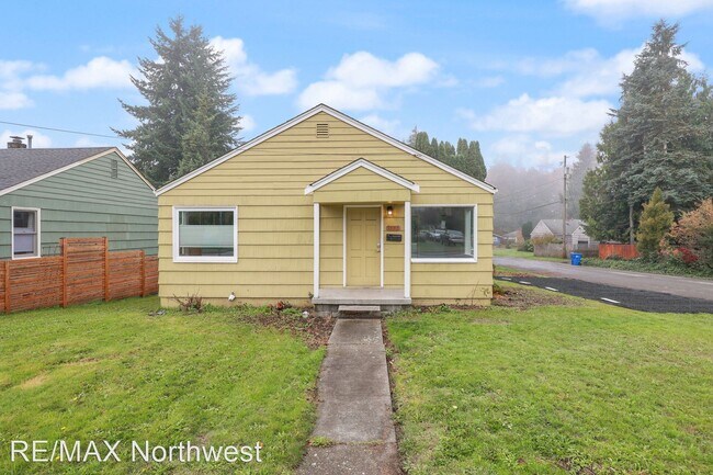 Building Photo - 2 br, 1 bath House - 1223 Puget ST NE