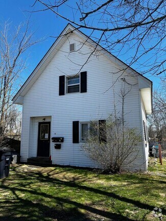 Building Photo - 82 4th St