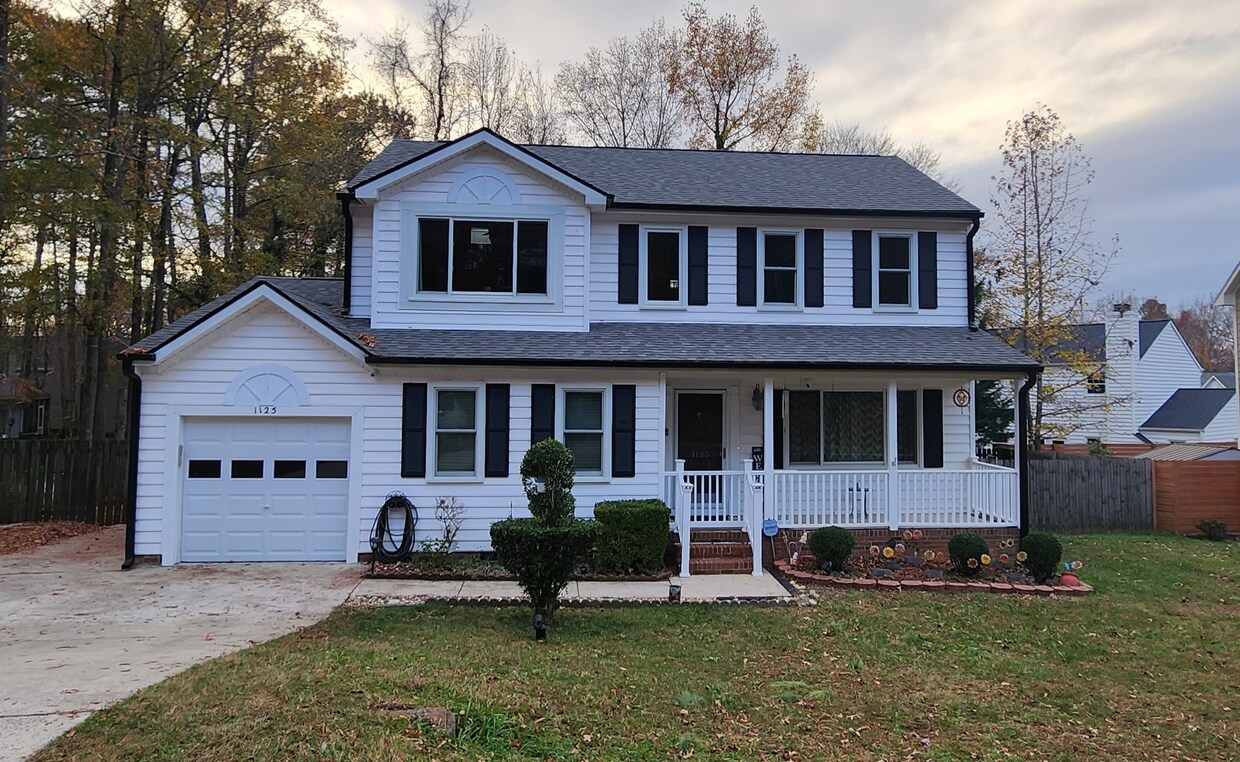 Primary Photo - 1125 Penselwood Dr