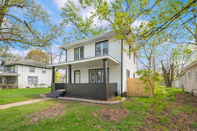 Foto del edificio - 1214 Cedar St