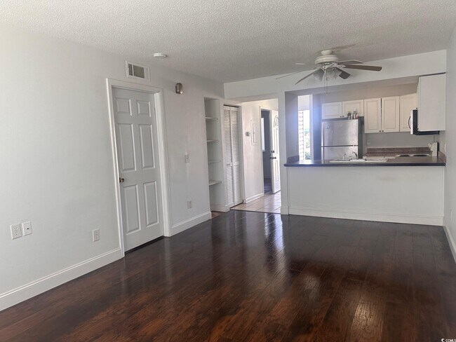 Foto del edificio - 3555 SC-544