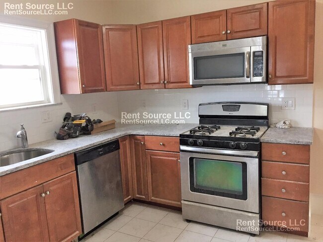 Foto del edificio - 24 Willard Ave