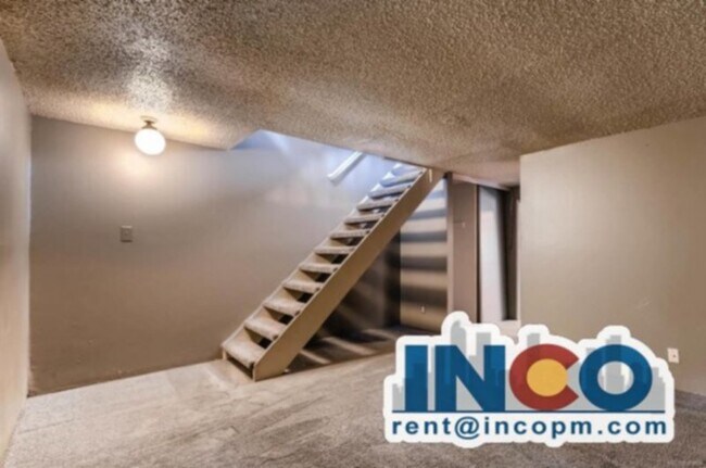 Foto del edificio - 14069 E Jewell Ave