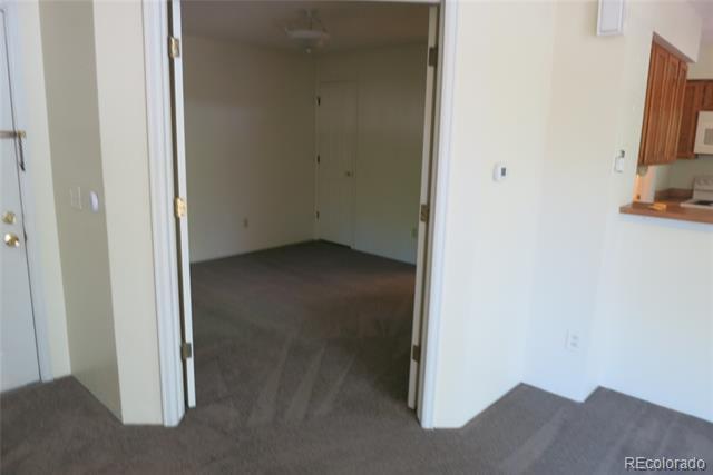 Foto del edificio - 4811 White Rock Cir