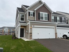 Building Photo - 1791 Hauer Trail