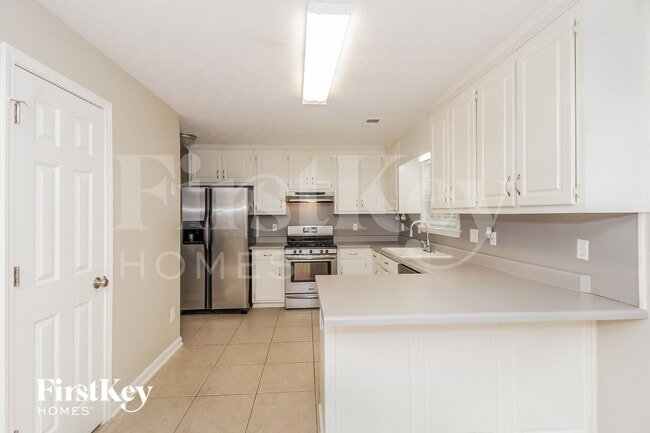 Foto del edificio - 6308 Cheatham Lake Dr NW