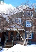 Building Photo - 32 Beatrice St