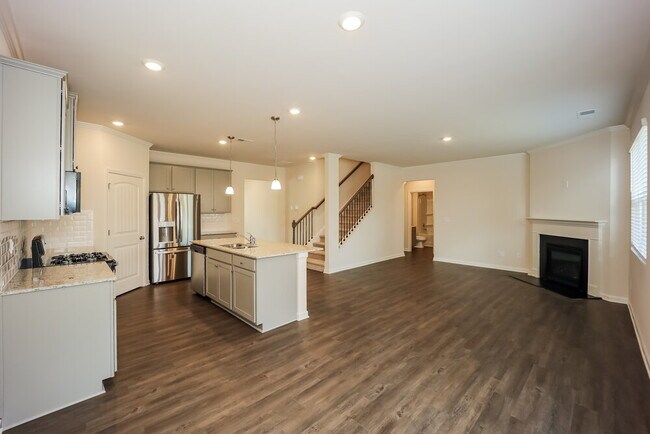 Foto del edificio - 101 Shadow Gln Rd