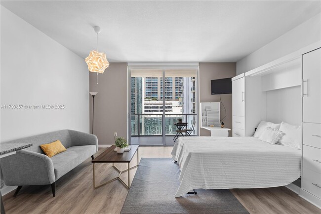 Foto del edificio - 1050 Brickell Ave