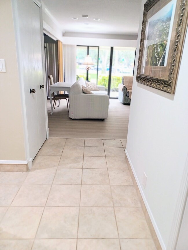 Foto del edificio - 36750 US-19 N