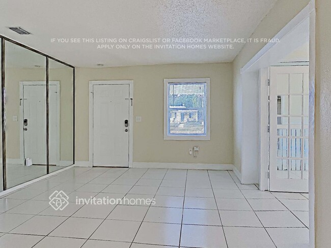 Foto del edificio - 13933 Madison St