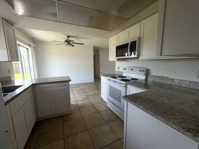 Foto del edificio - Meadow Woods Home