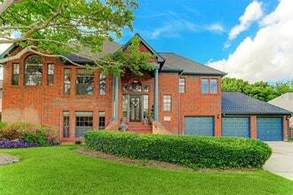 Building Photo - 1706 Country Squire Dr