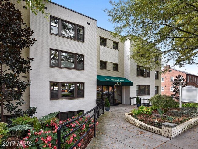 Building Photo - 4840 MacArthur Blvd NW