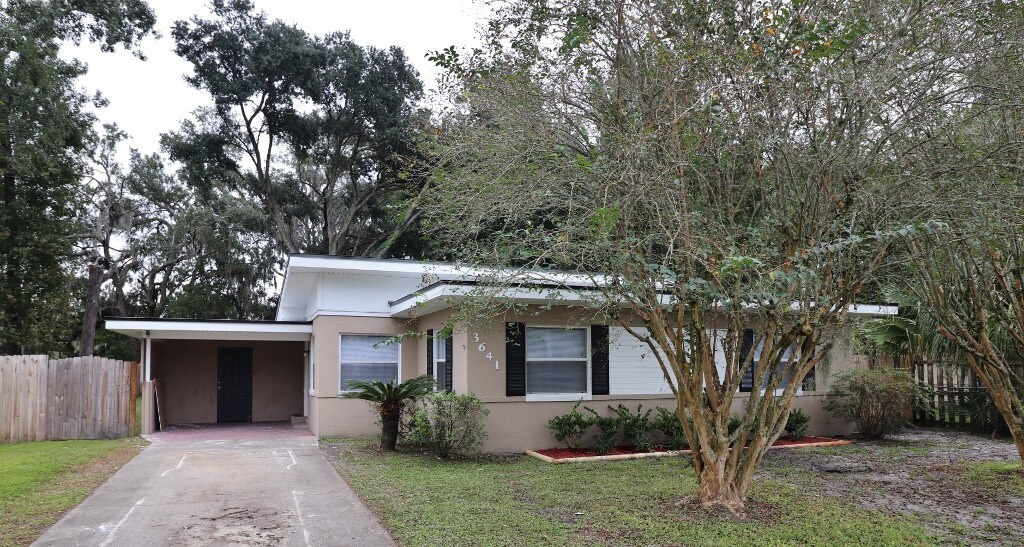 Primary Photo - 3641 Abby Ln