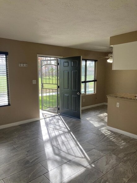 Building Photo - 82567 Ave 48 Ave