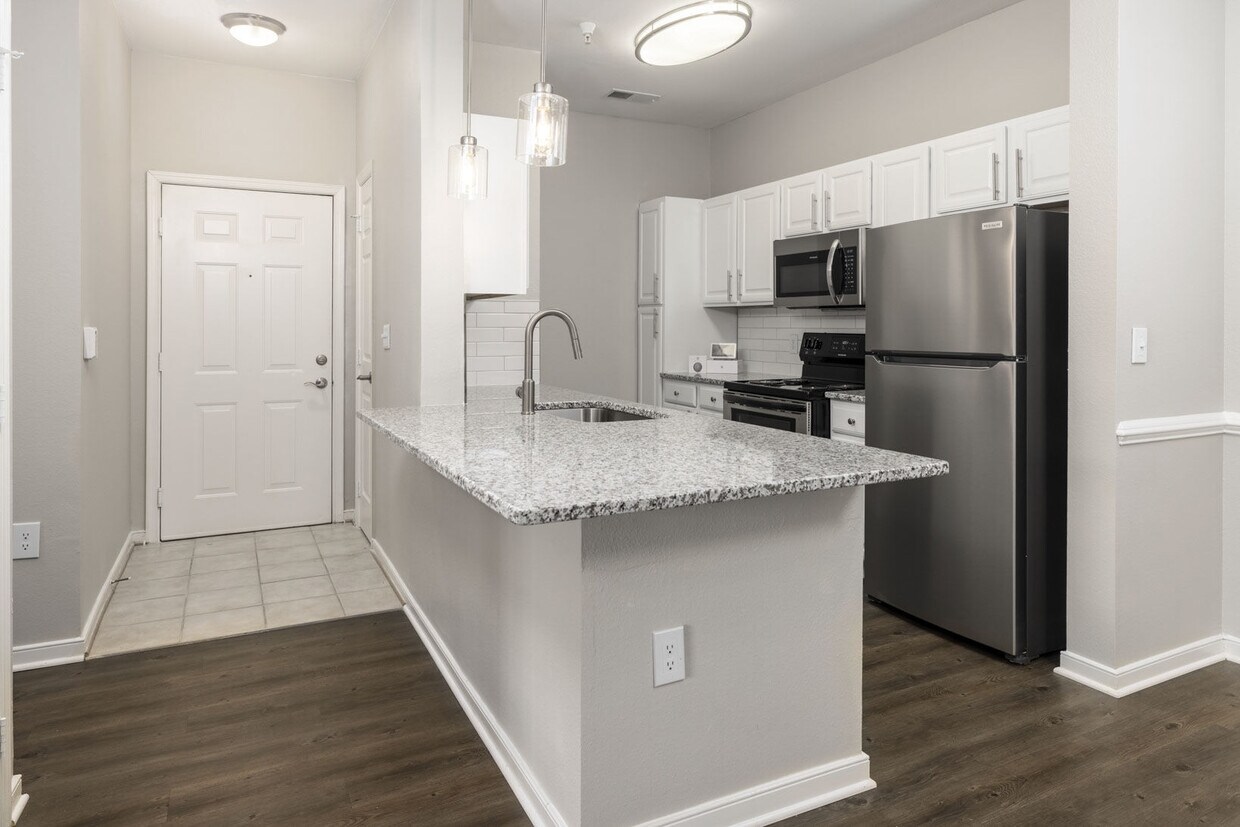 The Belvedere Rentals in North Chesterfield at 11900 Bellaverde Cir