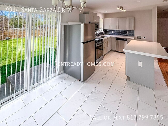 Building Photo - 9914 Santa Garza Dr