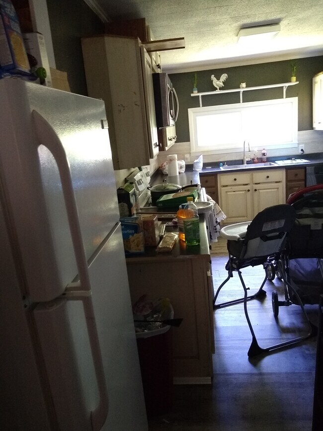 Foto del edificio - 1105 Reynolds Rd