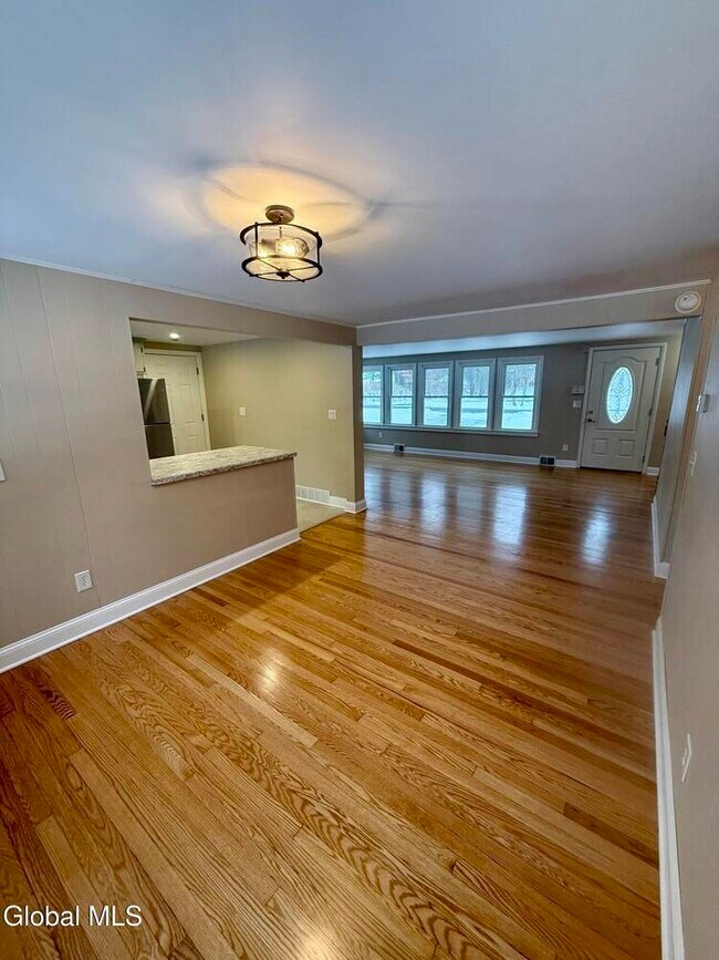 Foto del edificio - 2 Pinewood Ct