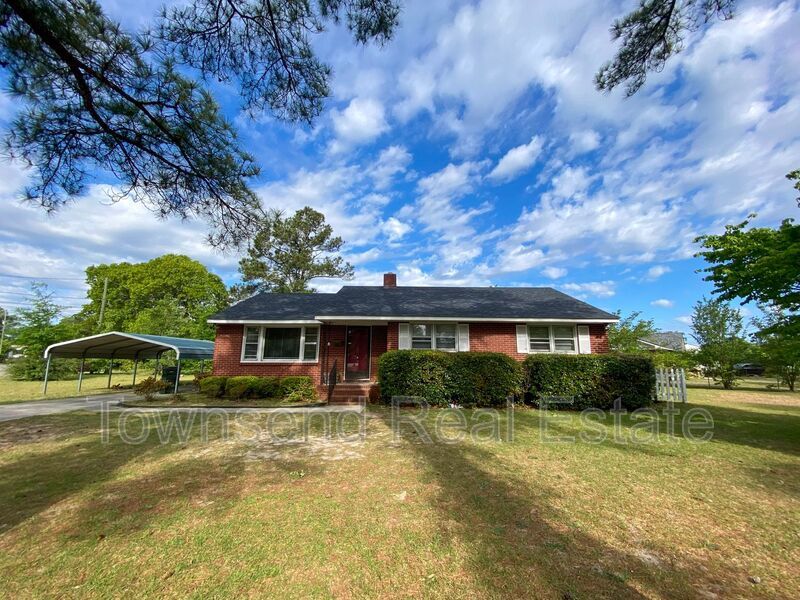 Foto principal - 4056 Welmont Dr
