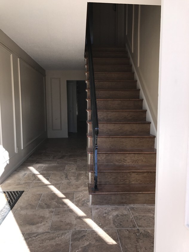 Foto principal - 601 E Maryland Ave