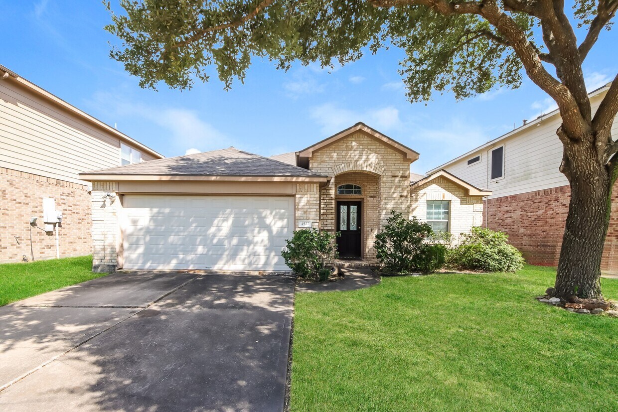 Foto principal - 4522 Marquis Ave