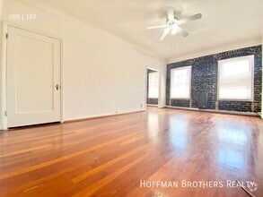 Building Photo - 610 S Dunsmuir Ave