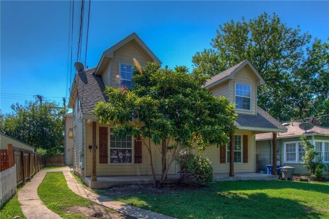 Building Photo - 5707 Woodrow Ave