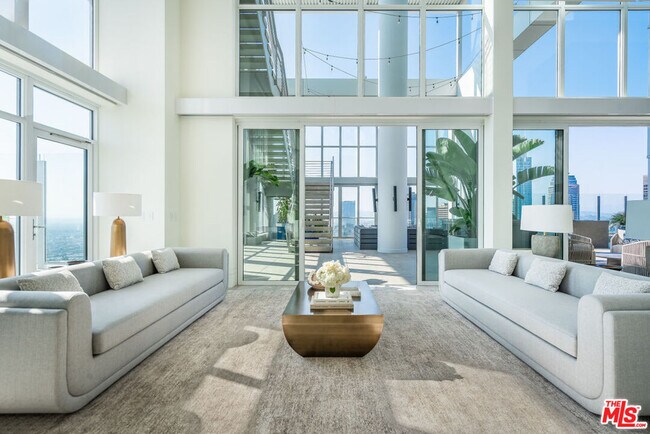 Foto del edificio - 825 S Hill St