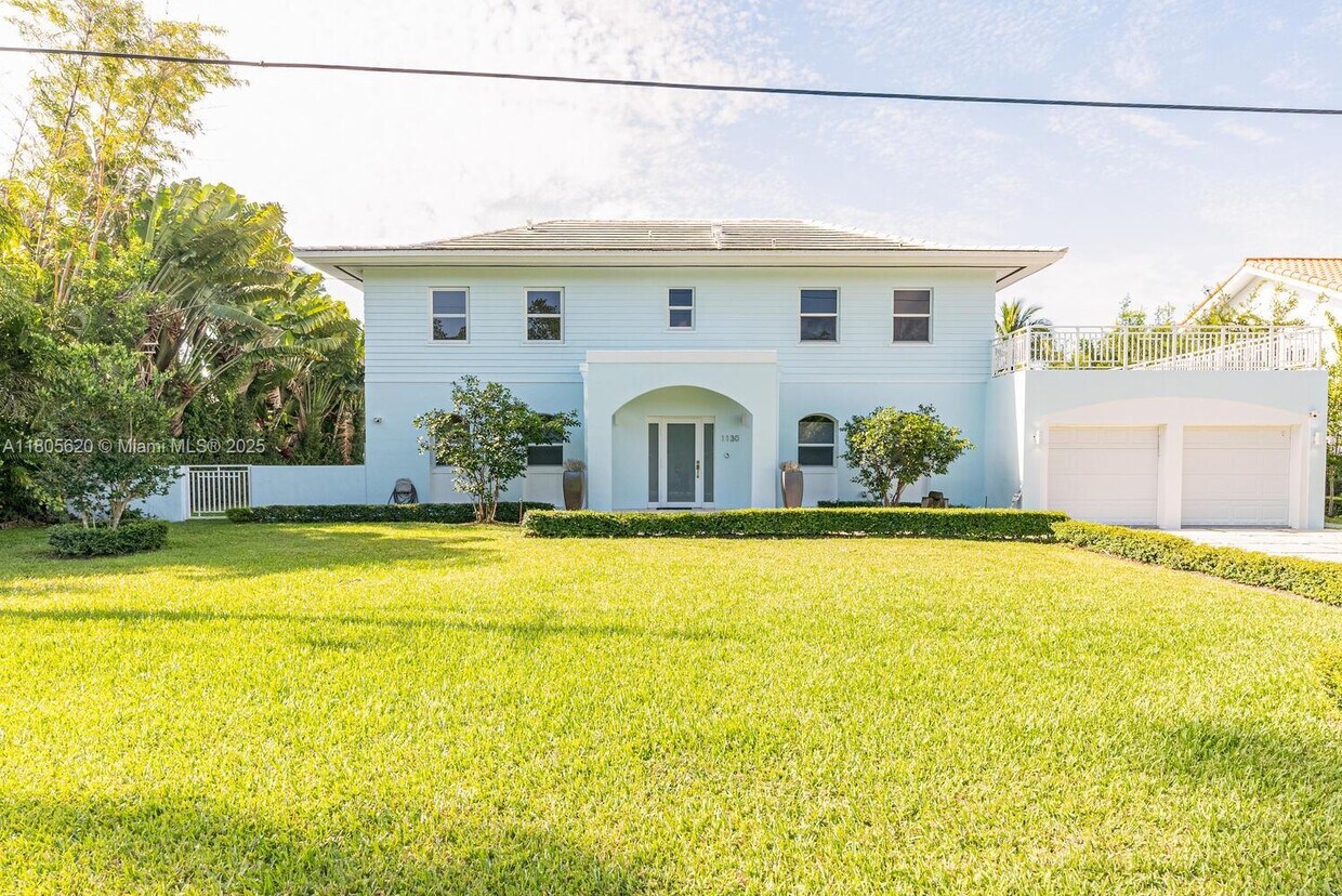 Primary Photo - 1130 Lugo Ave